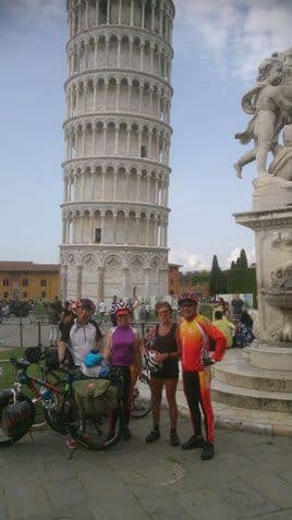 la tour de pise avant elle etait droite