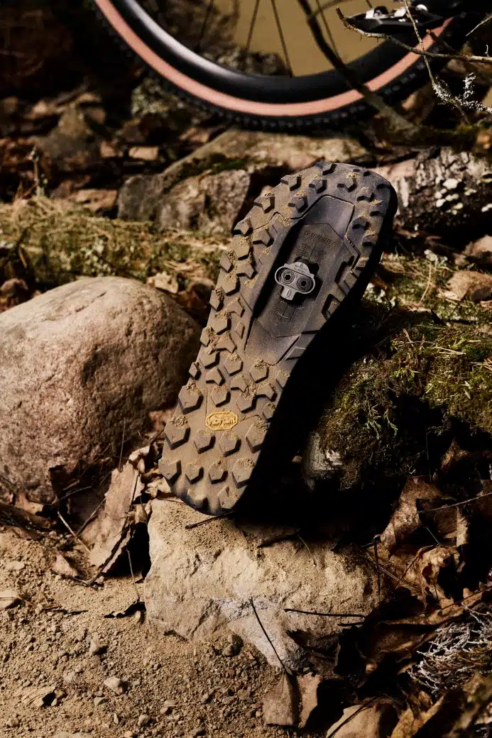 photo de la semelle de la chaussure fizik ergolace 2